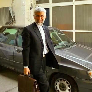 ساده‌زیستی نمایشی