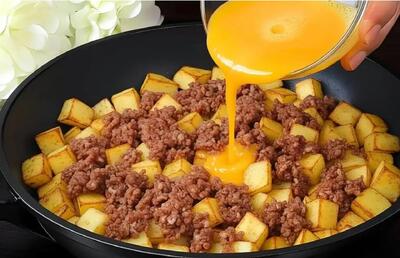  طرز تهیه املت گوشت و سیب‌زمینی؛ شام نونی فوری، مقوی و کاملاً سیرکننده