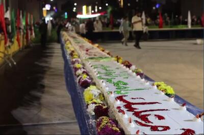 طبخ کیک ۶۰ متری در حرم مطهر رضوی به مناسبت میلاد حضرت زهرا(س)