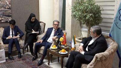  سرکنسول جمهوری ترکیه در مشهد: پیشنهاد خواهرخواندگی شهر مشهد با استانبول را پیگیری خواهم کرد 