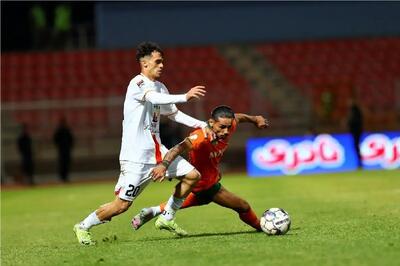 فولاد ۷۰ دقیقه ده‌نفره؛ تساوی تلخ در رفسنجان و ادامه سقوط در جدول