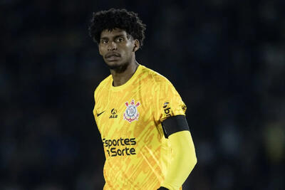 هوگو سوزا، گزینه جانشینی مایک منیان در میلان