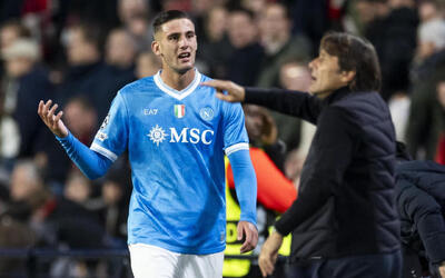 مذاکرات ابتدایی میلان و ناپولی برای معاوضه‌ی روبن لوفتوس چیک و لورنتزو لوکا