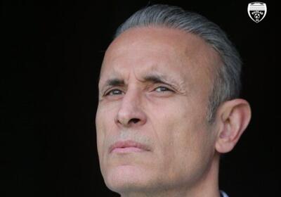 خون هواداران فولاد در آستانه به‌جوش‌آمدن است؛ تیم یحیی گل محمدی اصلاً فوتبال بازی نمی‌کند!