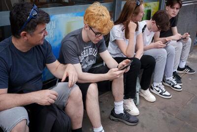  یک‌سوم نوجوانان آمریکایی هر روز از چت‌بات‌های هوش مصنوعی استفاده می‌ کنند