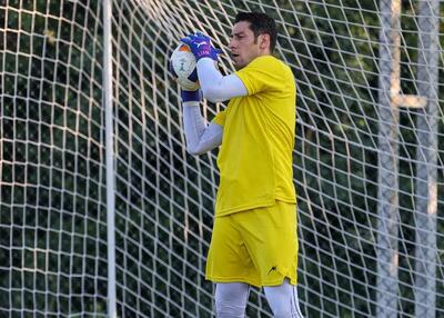 دروازه‌بان سپاهان زیر تیغ جراحی رفت