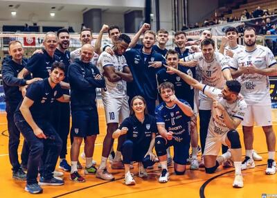 عجیب اما واقعی: میلاد عبادی‌پور بالاخره رنگ برد را دید