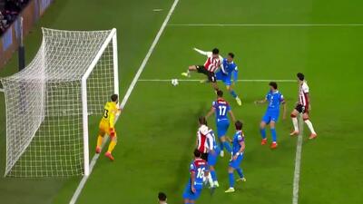 گل دوم پی اس وی آیندهوون  به اتلتیکومادرید(پپی)