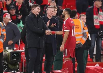 اگر کاپیتان لیورپول بودم، صلاح را جمع می‌کردم