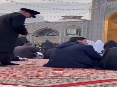  تبریک متفاوت روز زن در حرم امام رضا(ع)