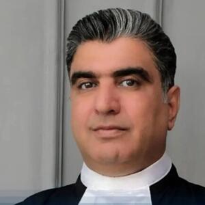 سازندگی گزارش داد: حقوق خانواده خسرو