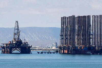 حمله اوکراین به یک دکل نفتی در دریای خزر