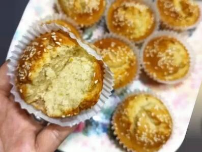  طرز تهیه کیک یزدی با ۱ عدد تخم مرغ در سرخ کن !