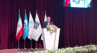 اسلامی: کتابی که اخیراً برخی اسرائیلی‌ها منتشر کرده‌اند را ببینید؛ صراحتاً از «ماموریت الهی برای نابودی ایران» صحبت شده است؛ بحث اصلا بمب اتم نیست