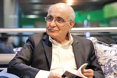 هوشنگ مرادی کرمانی در بیمارستان بستری شد/ پسر این نویسنده: خدا را شکر وضعیت پدر خوب است؛ ایشان فعلا در بخش مراقبت‌های ویژه هستند