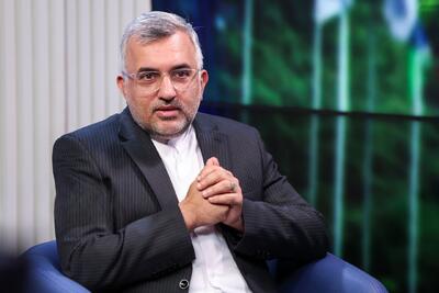 معاون وزیر خارجه: اکنون دلار بالای بیش از ۱۰۰ هزار تومان شد ولی عده‌ای همچنان به دنبال حفظ ارز ترجیحی باقیمت قبلی هستند؛ امروز درآمد بودجه‌ای دولت در حال از بین رفتن است / دولت چهاردهم با اهتمام به رونق اقتصادی در صدد انجام مذاکره است، یعنی در چنین شرایطی باید تصمیم گیری کنیم