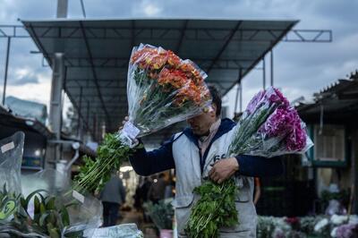چه جریانی درصدد تلاش برای کم‌رنگ‌کردن مناسباتی چون روز مادر است؟