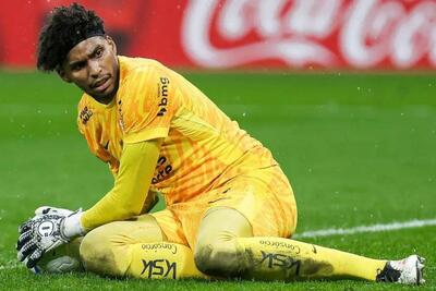 میلان به‌دنبال جذب دروازه‌بان کورینتیانس