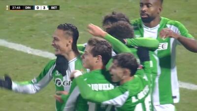 گل سوم رئال بتیس به دینامو زاگرب (آنتونی)