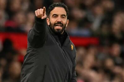 حمایت مدافع سابق منچستریونایتد از آموریم