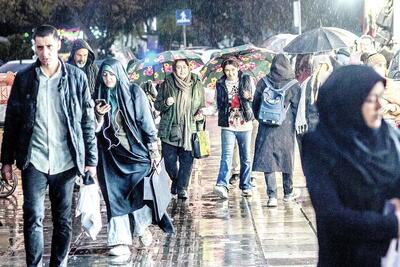  دل آسمان به رحم آمد/ بارندگی در تهران و مناطق مختلف کشور و پیش‌بینی هواشناسی و وزارت نیرو