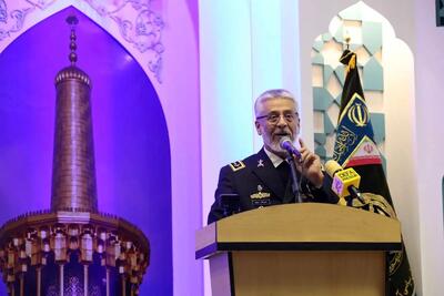 ارتش مقابل هرگونه نفوذ دشمن به ایران ایستاده است