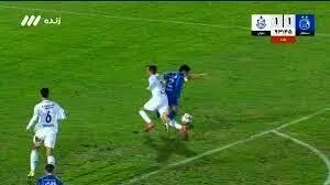 واکنش تاجرنیا به پنالتی جنجالی استقلال