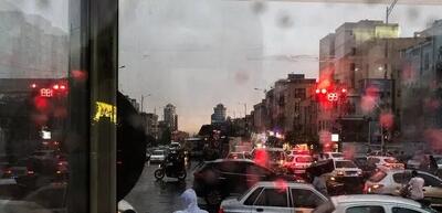 بارش رگباری در تهران طی ساعات آینده