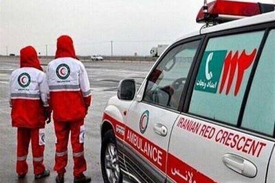  ببینید | ۸ ساعت عملیات نفسگیر امدادگران هلال احمر برای نجات مادر باردار در برف و کولاک تکاب