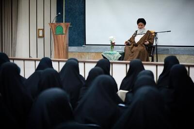  علم الهدی: جامعه در مسئله زن و حجاب وارد مرحله «جهاد عملی» شده است