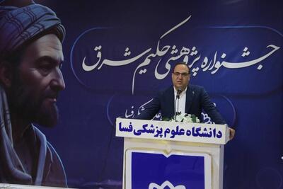  توکلی: دانشگاه نسل نو بدون پژوهش مسئله‌محور معنا ندارد