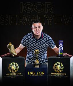 عکس | مرد سال ازبکستان مشخص شد - پارس فوتبال