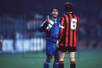 33 سال گذشت؛ گل تماشایی روماریو مقابل میلان در لیگ قهرمانان اروپا - پارس فوتبال