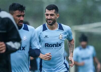 محمد علی نژاد ستاره ملوان : از گلی که زدم لذت بردم مثل این گل به پرسپولیس هم زدم