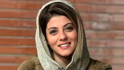  عکس/ استایل تک‌رنگ پاییزی با آیتم‌های ساده و شیک/ از تیپ جدید مهسا طهماسبی مجری کارناوال تر رامبد جوان ایده بگیرید!