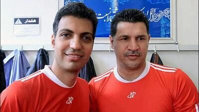  فیلم / علی دایی به فردوسی پور: لامصب این چه فیلمی بود از من پخش کردی ... پلیورم رو کردم تو شلوارم خانومم میگه من اگه زودتر این تیپ رو میدیدم جواب بله نمیدادم ...