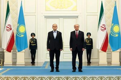  تصاویر استقبال رسمی قزاقستان از رئیس‌جمهور ایران منتشر شد