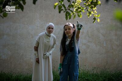 موفقیت خرگوش سیاه، خرگوش سفیدِ شهرام مکری در چین