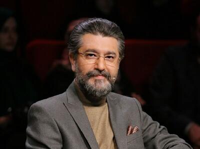 بازخوانی زیبای آهنگ «بهونه» هایده توسط امیرحسین مدرس وسط برنامه + فیلم - سلام نو