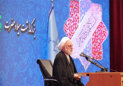 اژه‌ای: جایگاه زن در اسلام رفیع و ستون خانواده است - تسنیم