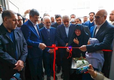 افتتاح آموزشگاه 18 کلاسه در یزد با حضور وزیر کشور - تسنیم