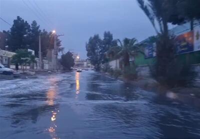 یاسوج زیر چکمه سیل؛ معابر اصلی به رودخانه‌های خروشان تبدیل شدند تصویر - تسنیم