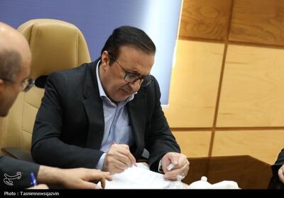 بانوان ستون توسعه و پیشرفت جامعه هستند - تسنیم