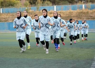 زنان استقلال در یک قدمی لیگ برتر