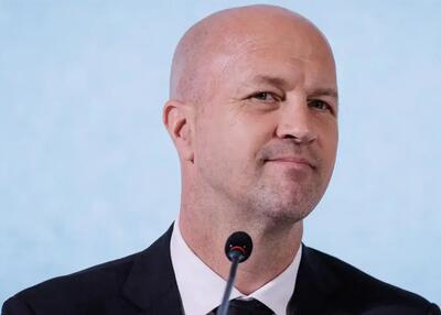 سرطان دخترم فوتبال و زندگی‌ام را عوض کرد!