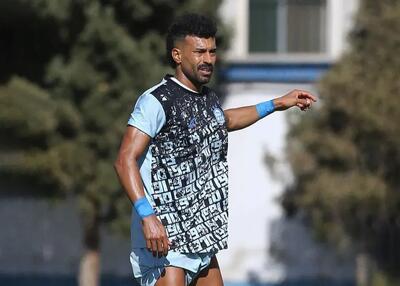  رامین بی‌توجه به حواشی در تمرین استقلال(عکس)