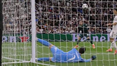 دبل سیو کورتوآ مقابل منچسترسیتی