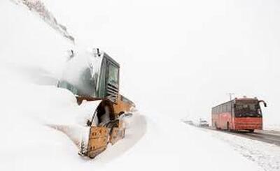 تصاویری از جاده کندوان در لباس سفید برف