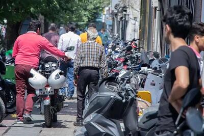 رئیس بیمۀ مرکزی: ۹۰ درصد موتورسیکلت‌های کشور بیمه شخص ثالث ندارند