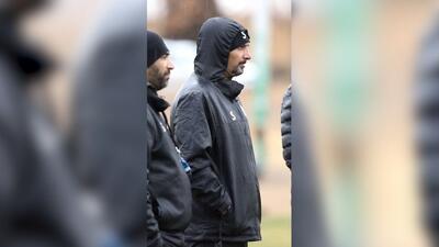 تمرین بازیکنان آلومینیوم اراک زیر بارش باران (20 آذر)